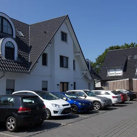 Elmsfeuer, 4 Apartment Zingst